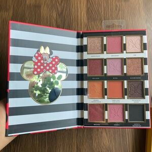 Disney Minnie Mouse Beauty Collection - Red, Black, White